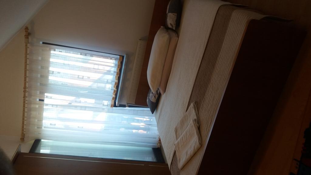 Guesthouse Tomas Čatrnja Εξωτερικό φωτογραφία